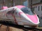 Розов скоростен влак „Хелоу Кити“ тръгва по японските жп линии