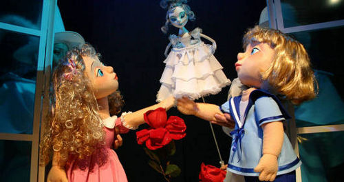 Програмата на Държавен куклен театър Варна за месец януари 2013 година