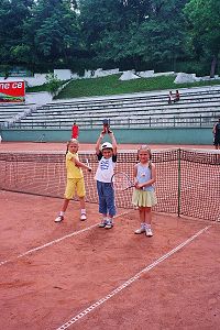 Детски курсове по тенис