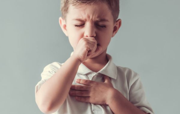 Знаете ли какво всъщност е кашлицата и защо я има?
