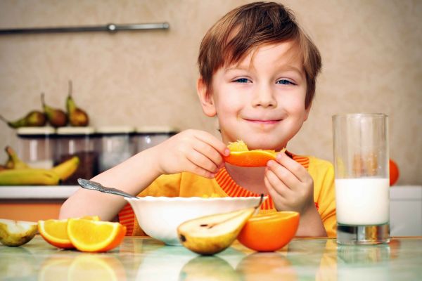 Три вида пресни плодове и зеленчуци всяка седмица и край на пържените храни – това предвижда нова наредба за детските градини