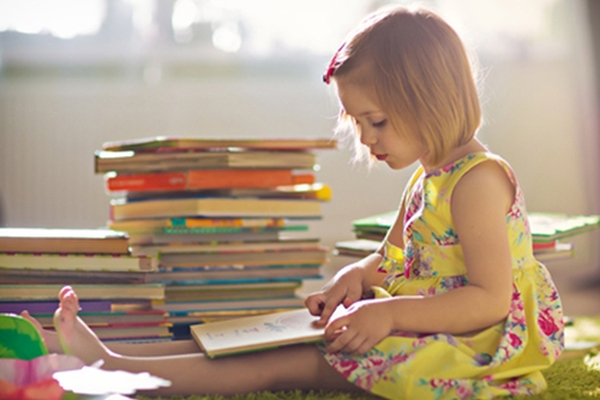 За да има повече четящи: пети национален конкурс за детска книга „Да върнем книгите в ръцете на децата“