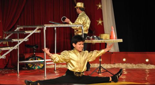 13-годишният Бонимир Аврамов е новата звезда в постоянния софийски цирк