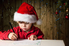 Дядо Коледа и тази година очаква вашите писма на Az-deteto.bg 