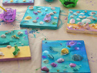 Морски спомени: направете си цветен колаж с мидички