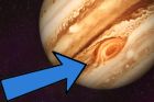 Защо има голямо червено петно на Юпитер?