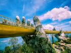 Нов „златен мост“ във Виетнам предлага разходка направо в облаците