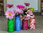 31 интересни и разнообразни неща, които да направите до края на август – направете красиви вази от пластмасови бутилки