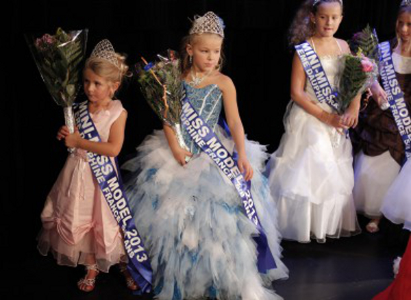 Деветгодишно момиче ще представя Русе на международен конкурс за красота