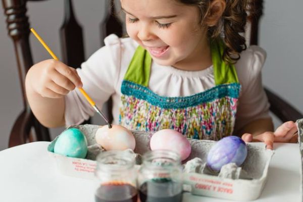 Бъди герой и участвай в благотворителната инициатива "Оцвети Великден"
