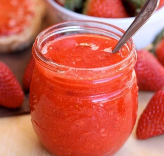 Направете си сладко от ягоди, на което дори и баба ви ще завиди