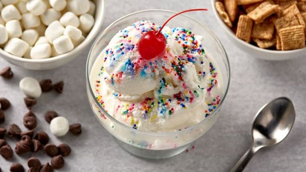 31 интересни и разнообразни неща, които да направите до края на август – вкусен сладолед в пликче, който замръзва веднага!