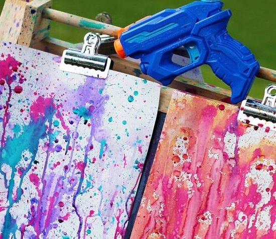 31 интересни и разнообразни неща, които да направите до края на август – щуро рисуване с воден пистолет