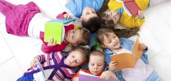 Литературен конкурс и конкурс за изработване на театрални кукли на любими литературни герои организира Национален фестивал на детската книга – Сливен 2022
