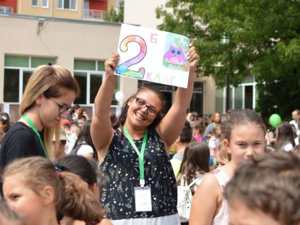 Лятна безплатна академия помага на учениците в София да наваксат пропуските