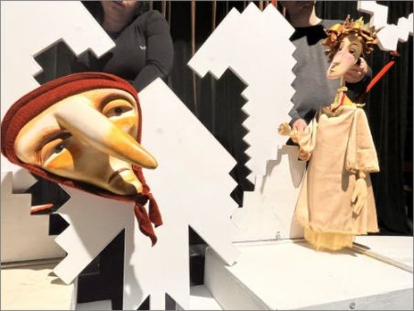 Театър ВЕСЕЛ покани спектакъла „Неродена мома“ на сцената на фестивала „Лято, кукли и приятели“