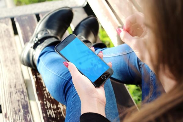 Родителите вече могат да следят изкъсо децата си в TikTok