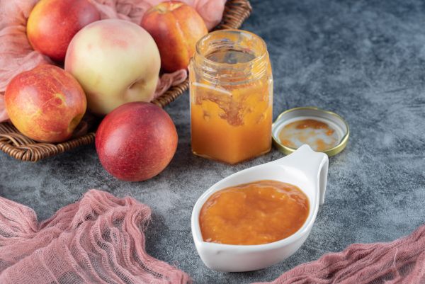 Нежно ябълково масло: Вкусен и кадифен десерт за цялото семейство