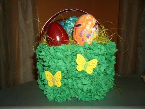 Великденски кошници за писани яйца